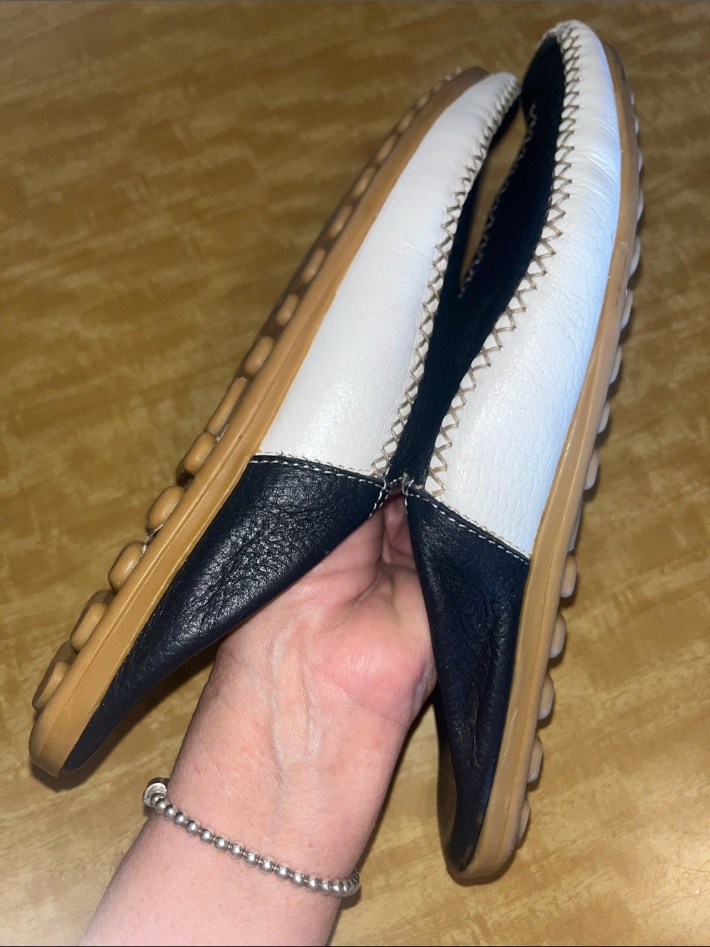 Vera Gomma Navy and White Slip-On Leather Mule with Contrast Stitching - Picture 7 of 14